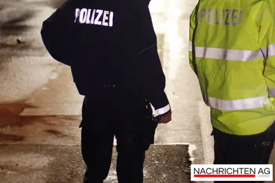 Illegales Motorradrennen am Flughafen Köln: Polizei ermittelt!