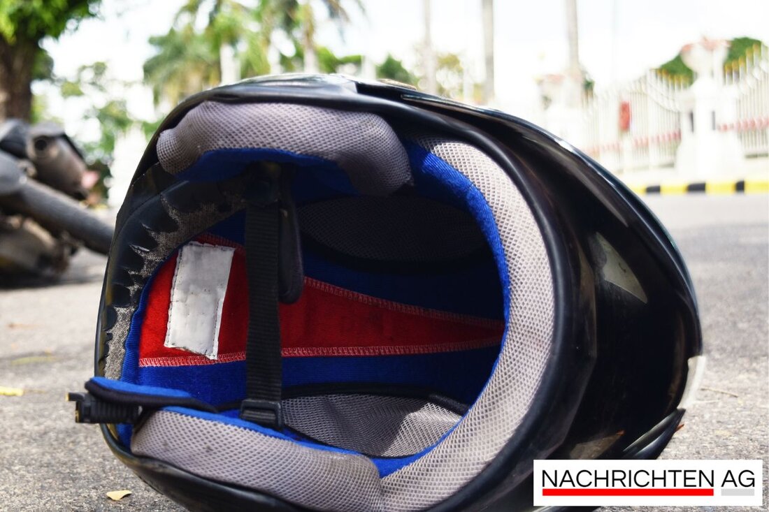 In Köln-Volkhoven-Weiler entkam ein 20-Jähriger mit einem nicht zugelassenen Motorrad der Polizei und stürzte bei der Flucht.