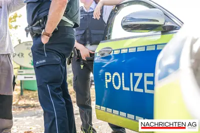 Polizei entdeckt Waffen bei Verkehrs-Kontrolle am Neumarkt!