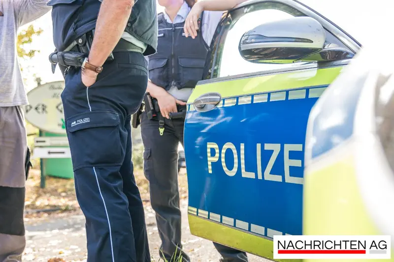 Polizei entdeckt Waffen bei Verkehrs-Kontrolle am Neumarkt!